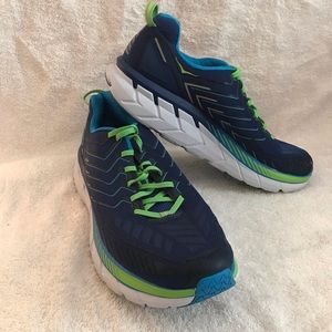 Hoka One One Clifton 4 Size 12 (Price Negotiable)